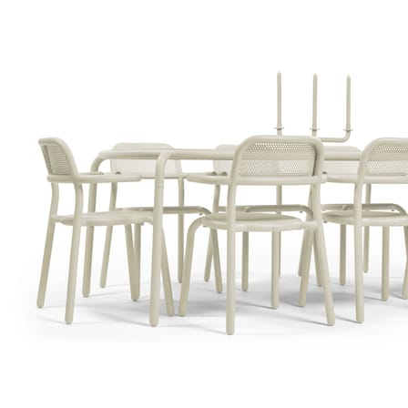 Table rectangulaire Toní Tablo métal beige / 220 x 99 cm - Trou pour parasol - Fatboy