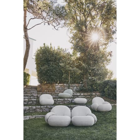Fauteuil pivotant Pacha OUTDOOR tissu blanc beige / Avec accoudoirs - Pierre Paulin, 1975 - Gubi