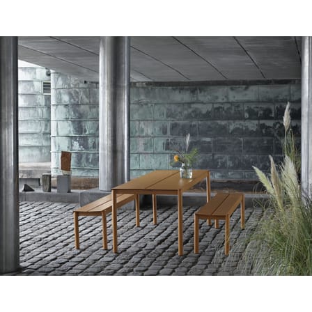 Table rectangulaire Linear métal / 140 x 75 cm - Muuto