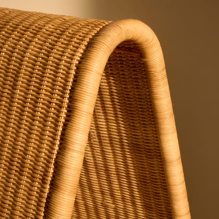 Fauteuil bas P3 / Rotin tressé main - Réédition 1964 - Gubi