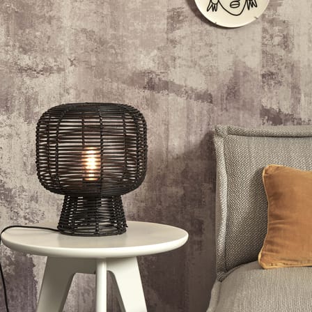Lampe de table Tanami fibre végétale bois noir / rotin / Ø 27 x H 30 cm - GOOD&MOJO