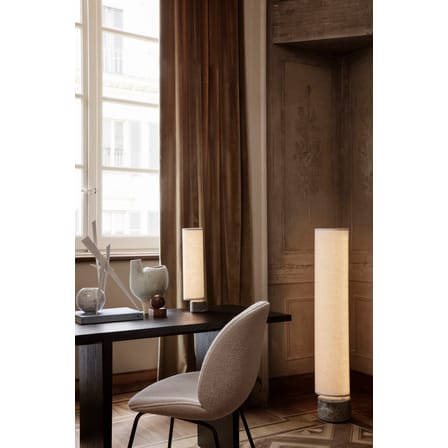 Lampe de table The Unbound LED tissu blanc / H 45 cm - marbre / Pivotant - Gubi
