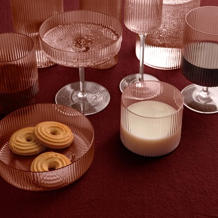 Set de 2 verres à vin Ripple verre rose / 27 cl - Ferm Living