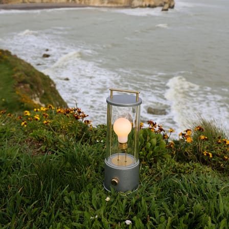 Lampe extérieur sans fil rechargeable The Muse OUTDOOR 2.0 métal / IP65 - Acrylique incassable - TALA