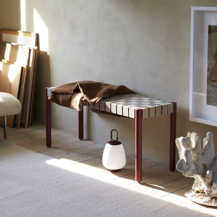 Banc Betty TK4 bois marron / L 105 cm - Sangles en lin - &tradition