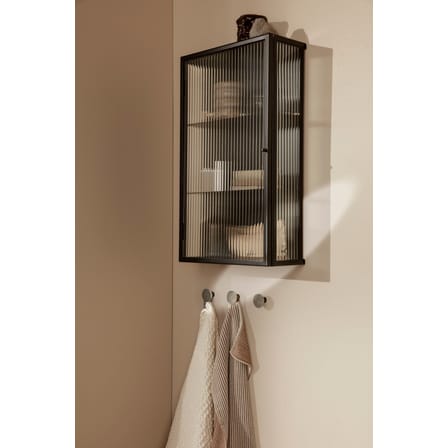 Rangement mural Haze métal noir / L 35 x H 60 cm - Verre cannelé - Ferm Living