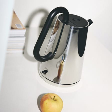 Bouilloire électrique Toru métal / 1,7 L - Alessi