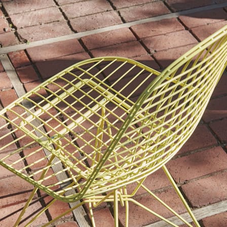 Chaise Wire Chair DKR Colours métal jaune / By Charles & Ray Eames, 1951 - Vitra