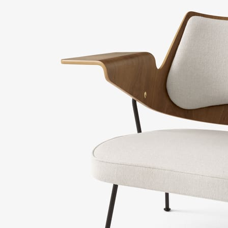 Fauteuil rembourré RFH RD8 bois naturel / Robin Day, 1951 - &tradition