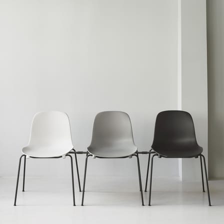 Sedia impilabile Form materiale plastico rosso / 4 gambe metalllo - Normann Copenhagen