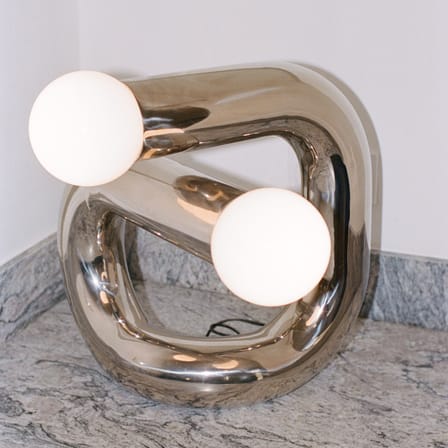 Lampe de table Sphinx métal argent - Axel Chay