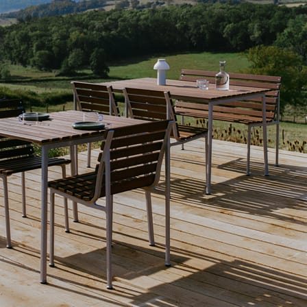 Table rectangulaire Traverse bois marron / 140 x 83 cm - Hay