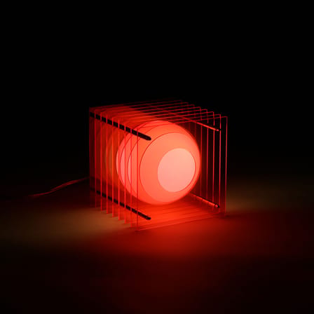 Lampe de table Lop Small Square plastique rose / Lauréat Archiproducts Design Award - BANG