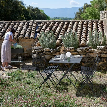 Table pliante Bistro métal beige / 97 x 57 cm - 4 personnes - Trou parasol - Fermob