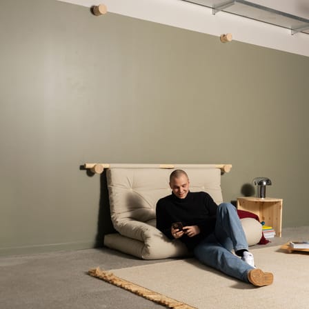 Schlafcouch Hooked textil weiß / L 135 cm - 3-fach modulierbar - KARUP