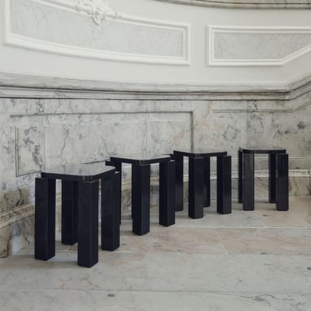 Tabouret Atlas bois noir / Carré - NEW WORKS