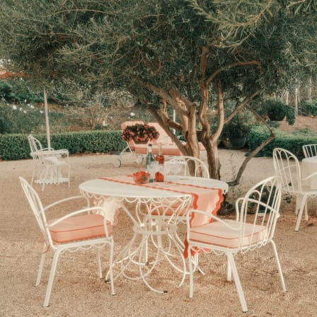 Al Fresco Round table metal white / Ø 120 cm - Parasol hole - BUSINESS & PLEASURE