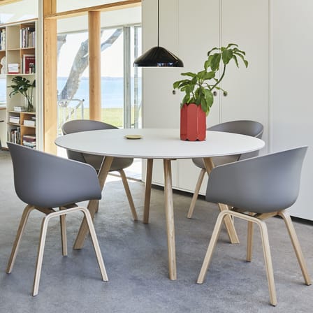 Fauteuil  About a chair AAC22 plastique rouge / Recyclé - Hay