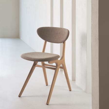 Chaise rembourrée Eye tissu gris - Ethnicraft