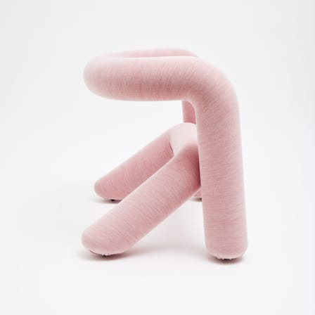 Fauteuil rembourré Extra Bold rose / Tissu Kvadrat mélangé - Moustache