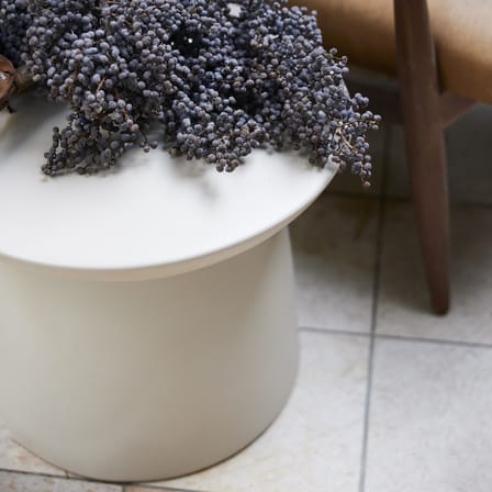 Tavolino d'appoggio Earthenware Large ceramica beige / Ø 46 x H 37 cm - HK LIVING