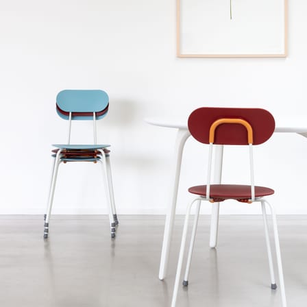Chaise empilable Mariolina plastique rouge / Enzo Mari, 2002 - Magis