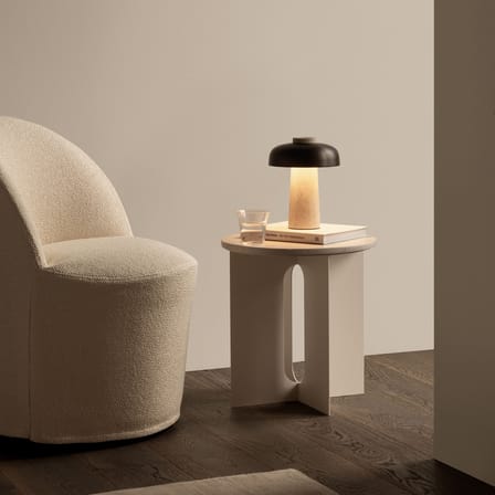 Lampe sans fil rechargeable Reverse LED métal marron - Audo Copenhagen