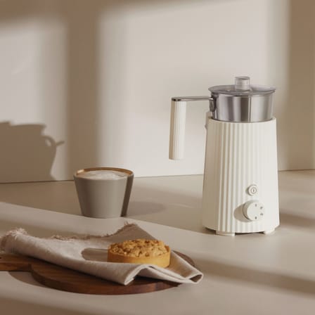 Mousseur à lait Plissé plastique blanc / Machine à cappuccino - Branchement secteur - Alessi