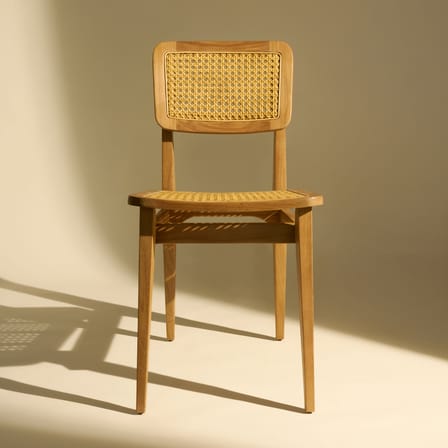 Chaise C-Chair OUTDOOR / Cannage & teck - Réédition 1947 - Gubi