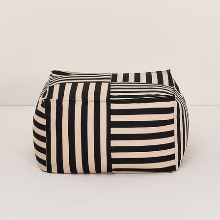 Pouf Otto tissu noir / Repose-pieds - 55 x 55 cm - NOBODINOZ