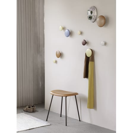 Patère The Dots Wood Small / Bois - Ø 9 cm - Muuto