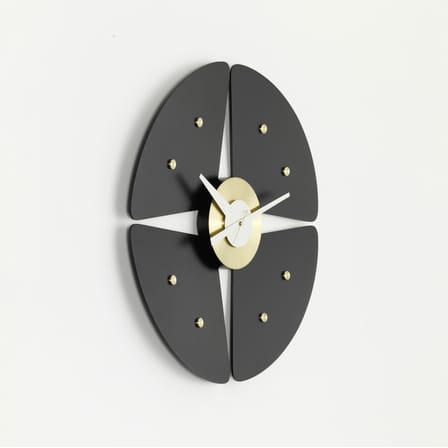 Petal Clock Wall clock metal black / By George Nelson, 1948-1960 / Ø 44.8 cm - Vitra