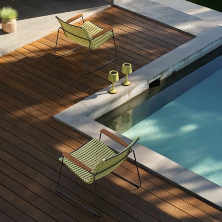 Fauteuil bas Click Roomy Lounge plastique bleu - Houe