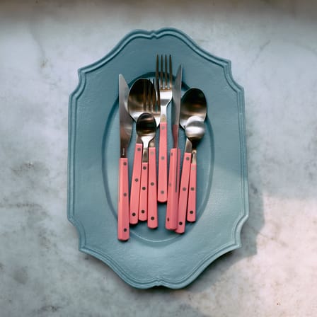 Ménagère 70s plastique rose / 16 pièces (4 personnes) - HK LIVING