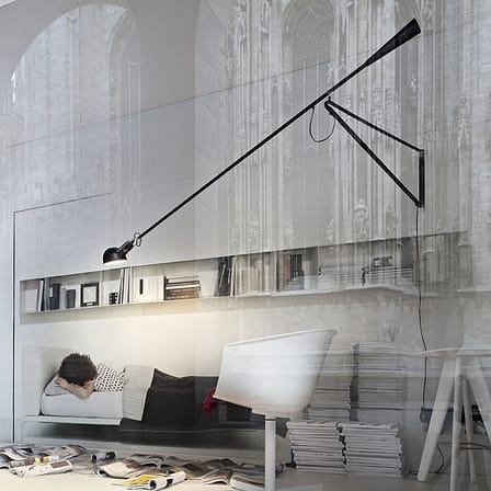 Applique avec prise 265 métal noir / L 205 cm - Modèle de 1973 - Flos