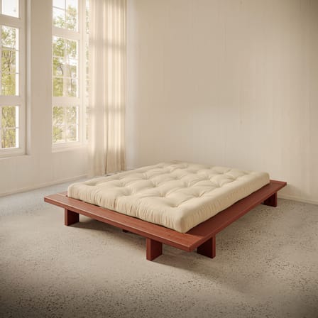 Lit double Japan bois rouge / Pour matelas 140 x 200 cm - KARUP