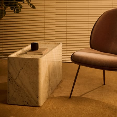 Table d'appoint Pietra pierre blanc / 30 x 80 x H 40 cm - Travertin - Gubi