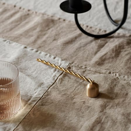 Eteignoir à bougie Twist or métal / Laiton - Ferm Living