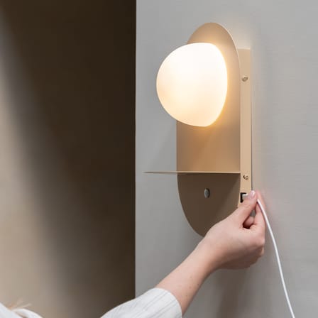Applique con presa Tokyo metallo beige / Porta USB integrata - It's about Romi