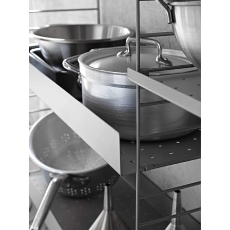 Etagère métal perforé / Rebord haut - L 78 x P 30 cm - String Furniture