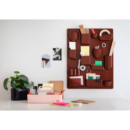 Rangement mural Uten.Silo II RE plastique rouge / Recyclé - Dorothee Becker (1970) - 52 x 68 cm - Vitra