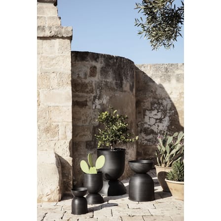Hourglass Extra Small Flowerpot metal black / Metal - Ø 21 x H 30 cm - Ferm Living
