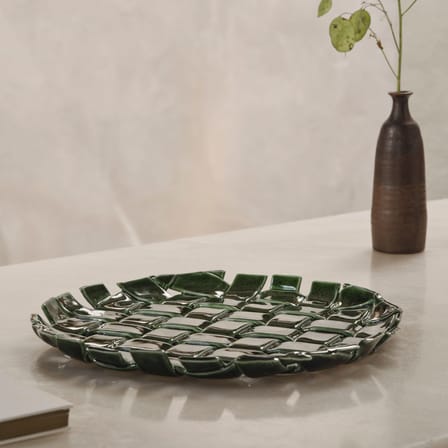 Plat de service Plait céramique vert / Ø 30 cm - Ferm Living