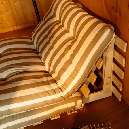 Fauteuil convertible Roots tissu beige / Dormeuse & lit d'appoint - 3 positions / Structure pin clair - KARUP