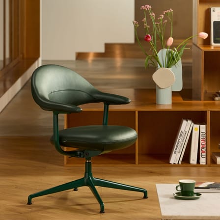 Fauteuil pivotant Mynt Soft cuir vert / Assise & dossier rembourrés - Vitra