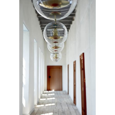 Pendelleuchte VP Globe plastikmaterial gold transparent / Ø 40 cm - Panton 1969 - Verpan