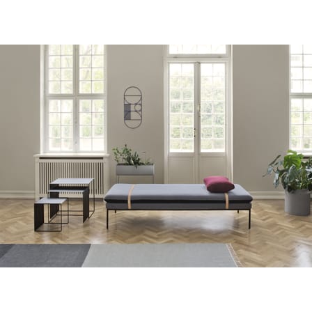 Set de 3 tables gigognes Cluster métal noir - Ferm Living