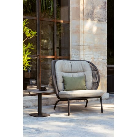 Poltrona imbottita Kodo Cocoon n°2 materiale plastico tessuto fibre marrone beige / H 98 cm - Corda acrilica intrecciata manualmente - Vincent Sheppard