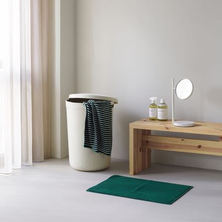 Hide Laundry basket textile white / Recycled felt - Ø 46.5 x H 64.5 cm - Normann Copenhagen