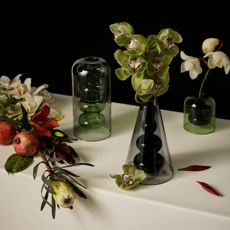 Vaso Bump Cone vetro nero / Ø 15 x H 22 cm - Vetro soffiato - Tom Dixon